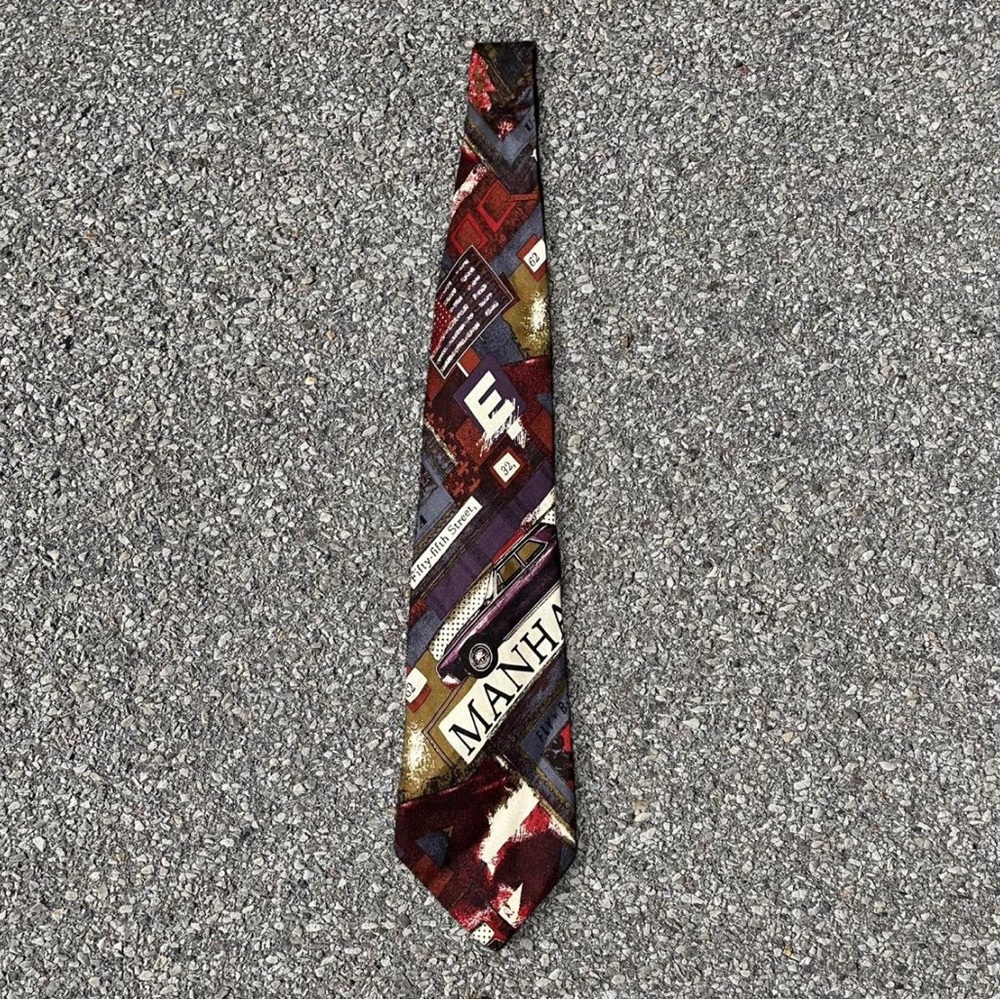 HANDMADE PERRY ELLIS TIE